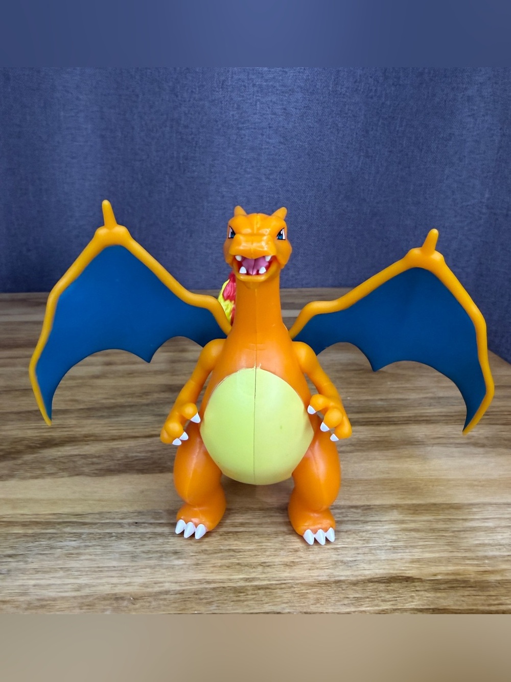 Pokemon Charizard Toy Shoots Fire with Fire Articulate Wings Action Figure